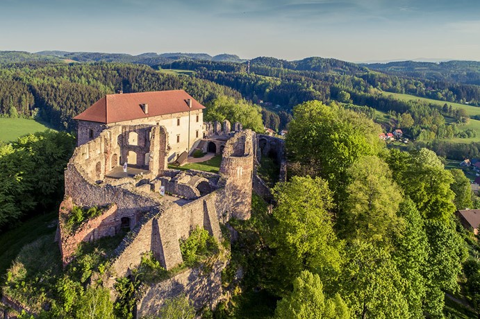 Hrad Pecka