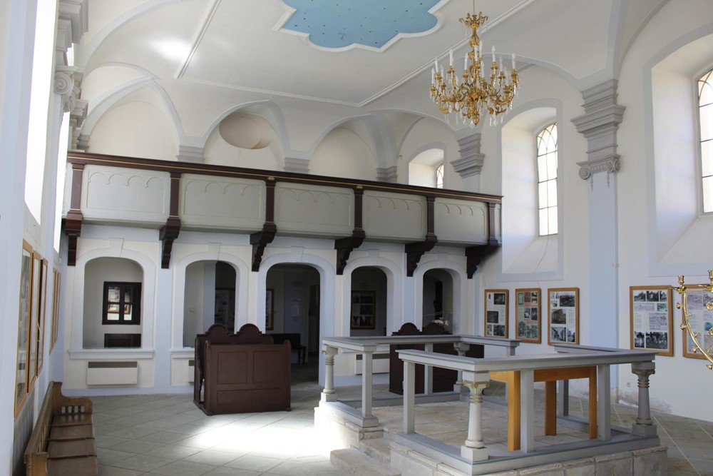 Židovská synagoga – Památník Karla Poláčka