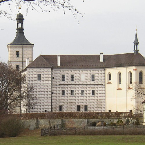 Zámek Březnice