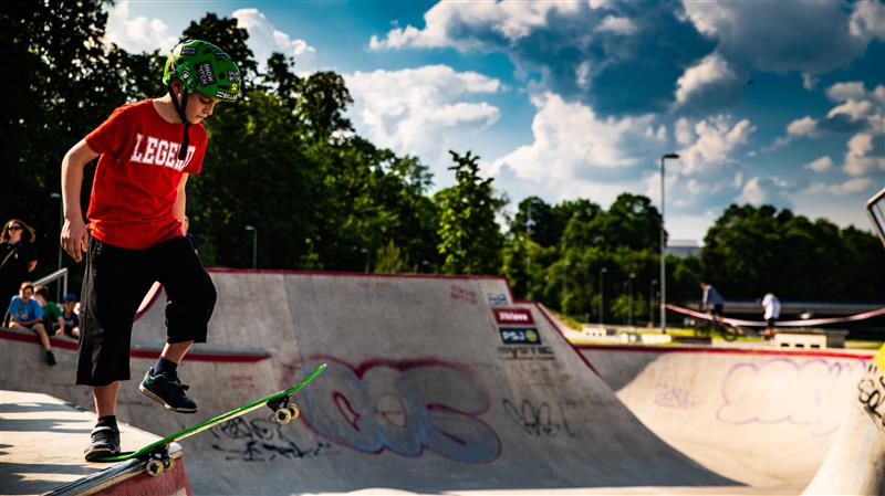 Jihlavský skatepark často navštěvují děti bez dozoru. Neměly by jej zaměňovat za dětské hřiště