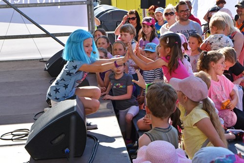 Krásně prožité léto nebo skvěle oslavené narozky. O tom zpívají Lollipopz