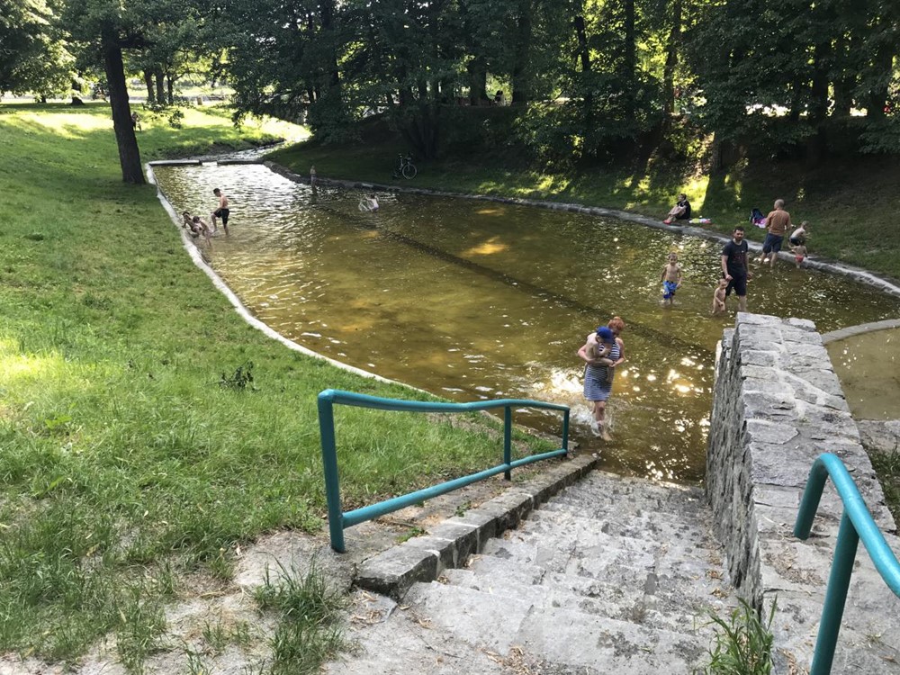 Brouzdaliště v Českých Budějovicích. 