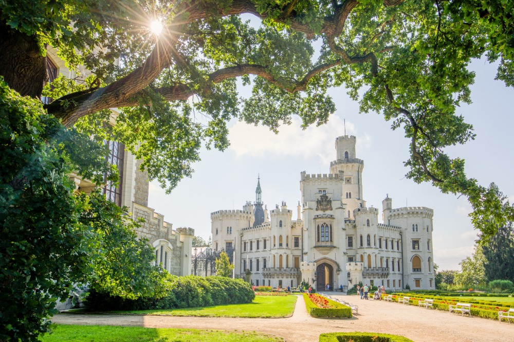 Turistická sezona v Hluboké nad Vltavou je v plném proudu