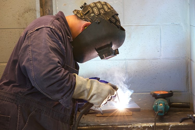 Studenti získají praxi přímo ve firmách. Moravskoslezský kraj na stáže přispěje 3 miliony korun