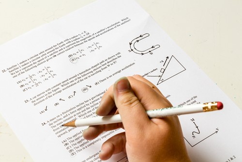 Nejúspěšnější maturantkou na světě je Češka Sára Davidová  