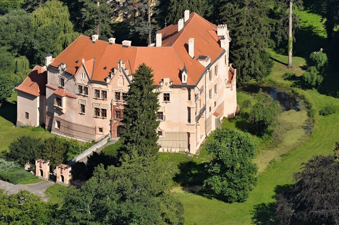 Národní muzeum - Zámek Vrchotovy Janovice