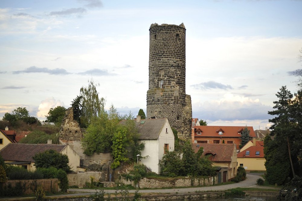Oblastní muzeum Praha-východ - Zřícenina hradu Jenštejn