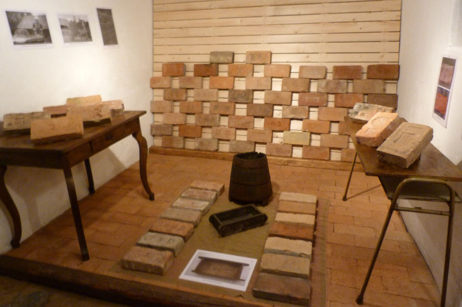 Muzeum tradičního bydlení a perleťářství