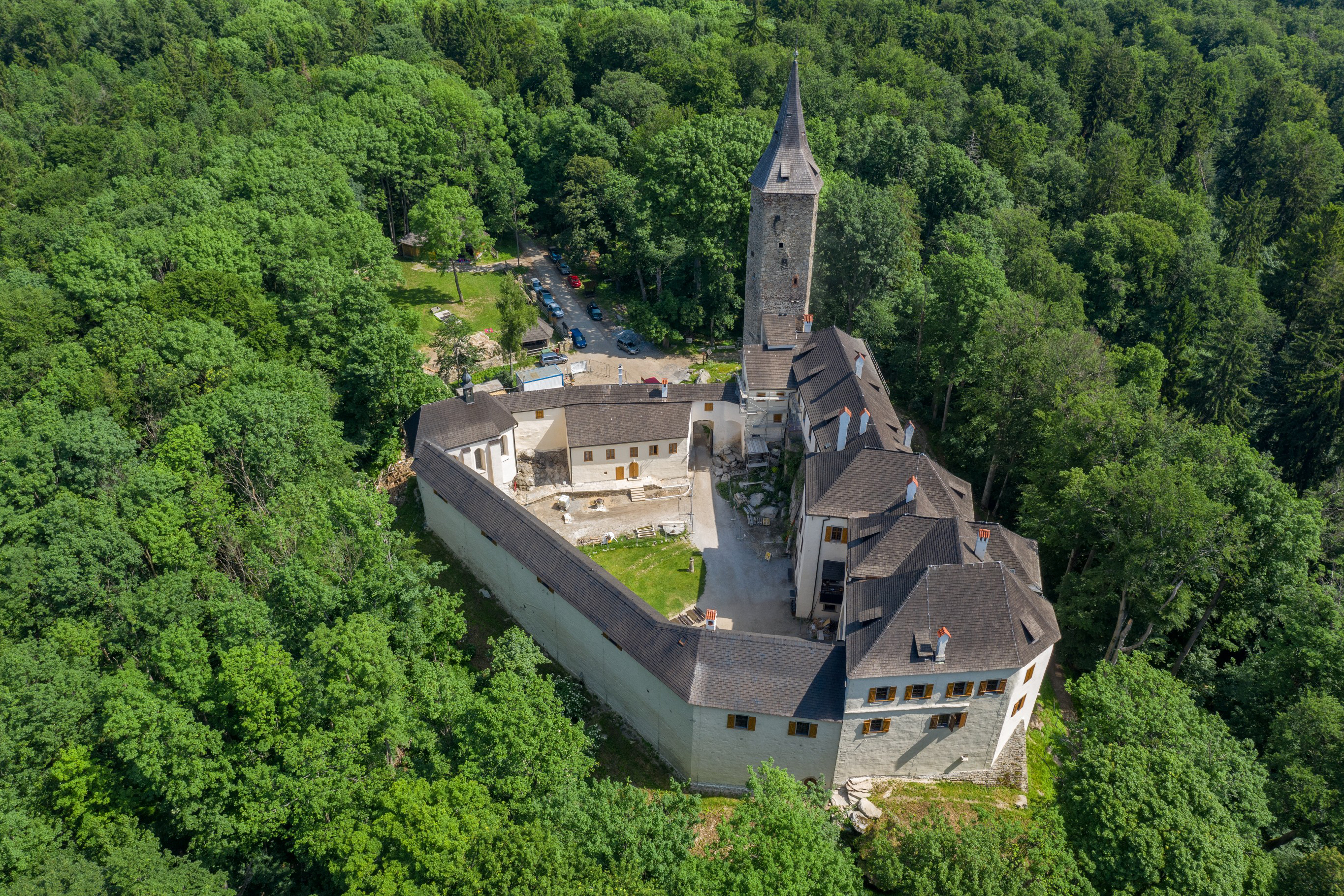 Hrad Roštejn