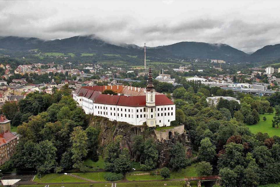 Zámek Děčín