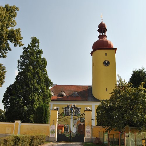 Hrad a zámek Stráž nad Nežárkou