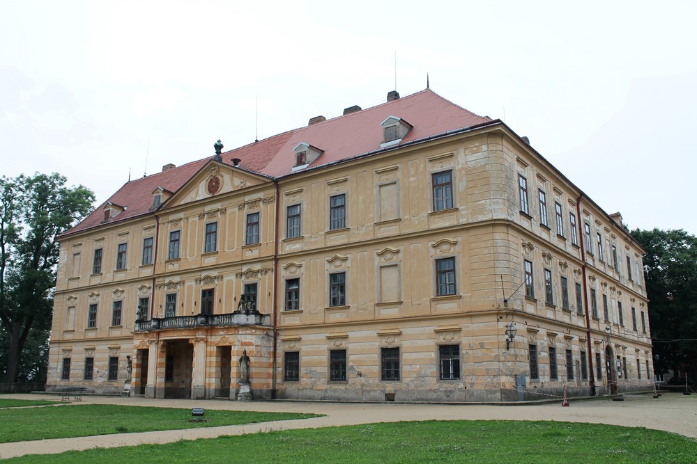 Zámek Jemnice