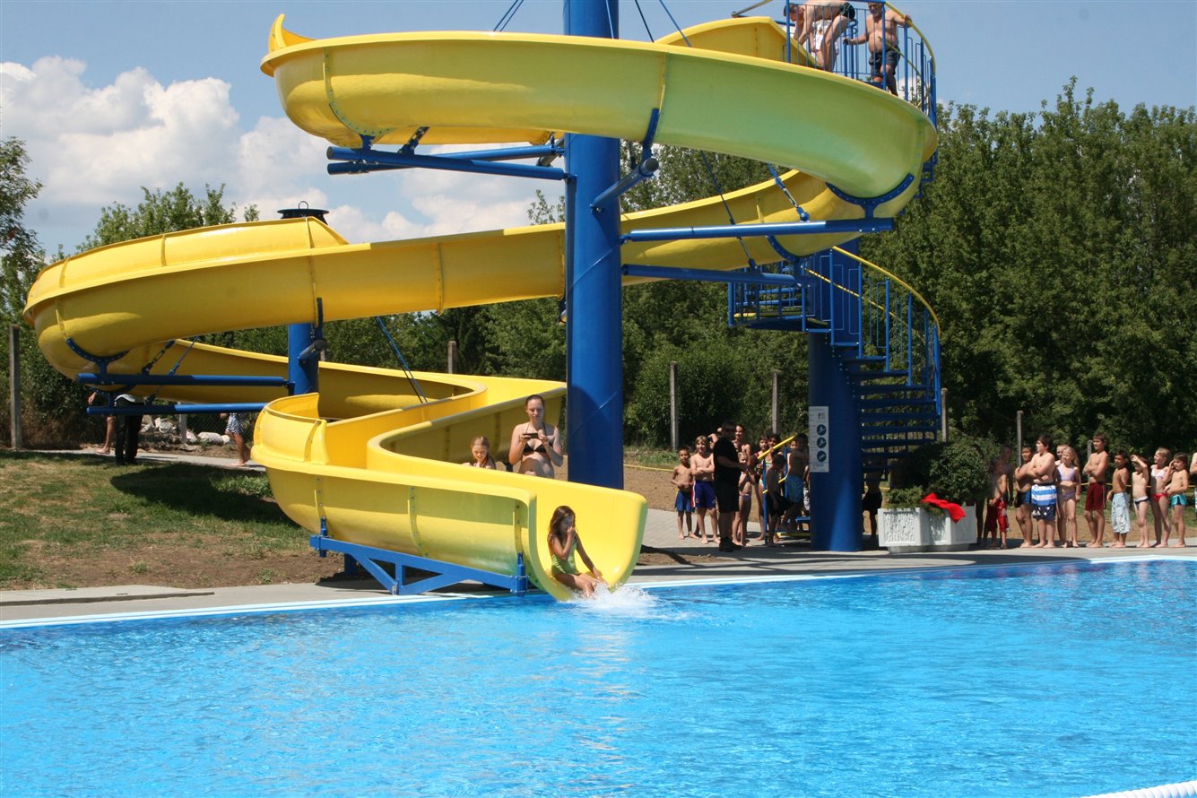 Městské koupaliště Veselí nad Moravou