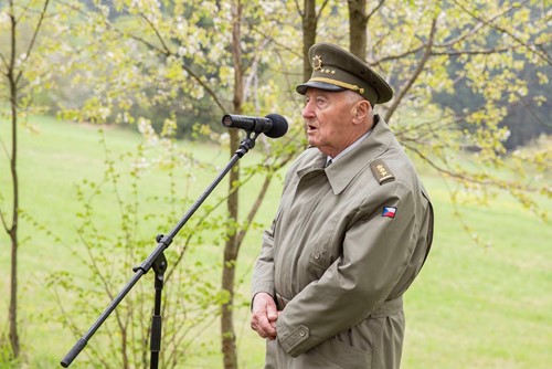 Náš národ je zdravý, protože se v nebezpečí umí semknout, říká Jan Maria Hronek 