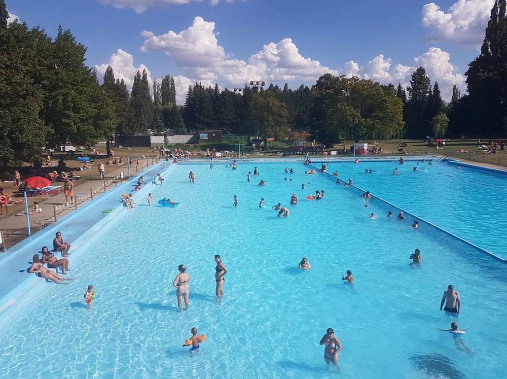 Koupaliště Čakovice.