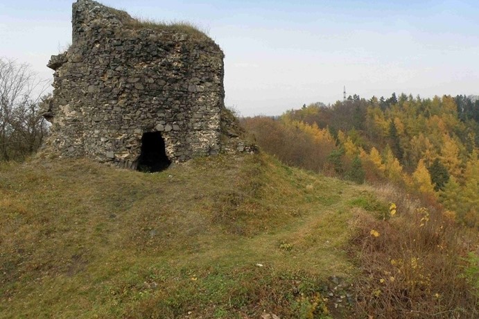 Zřícenina hradu Ostrý