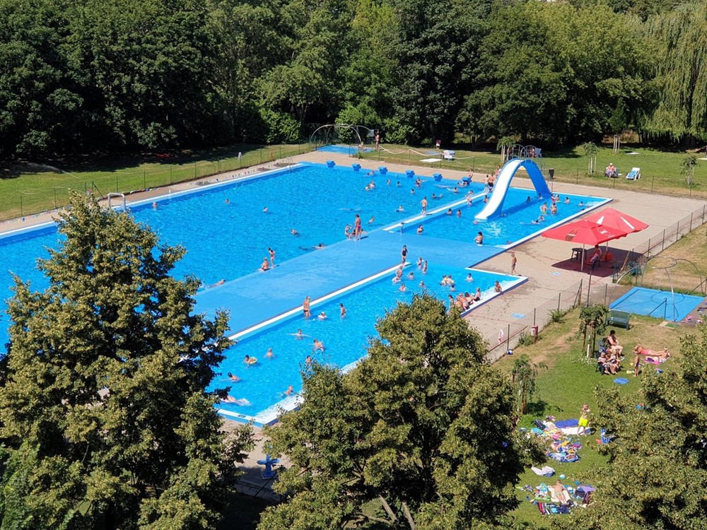 Koupaliště v Lovosicích. 