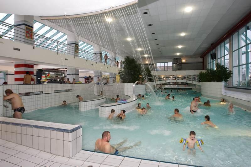 Městské lázně - Aquacentrum Hradec Králové