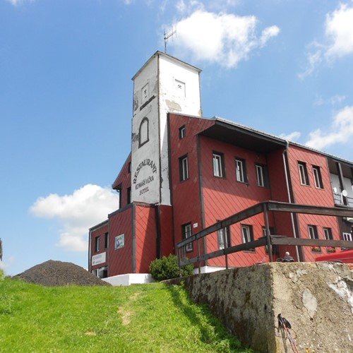 Rozhledna Komáří vížka (Kněžiště, Muckenberg, Komáří hůrka)
