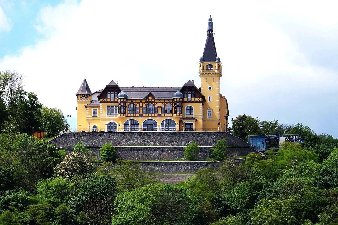 zámeček Větruše