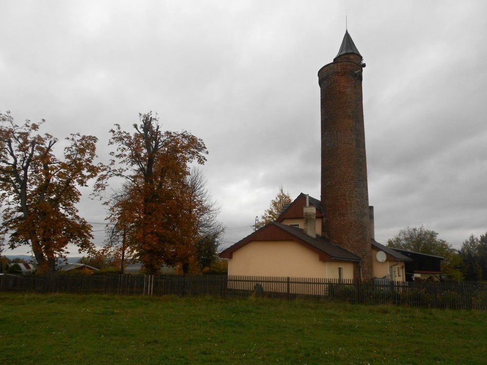 Rozhledna Chlum Svaté Máří (Drsný vrch)